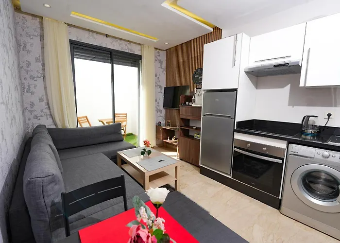 Studio Anfa Plaza